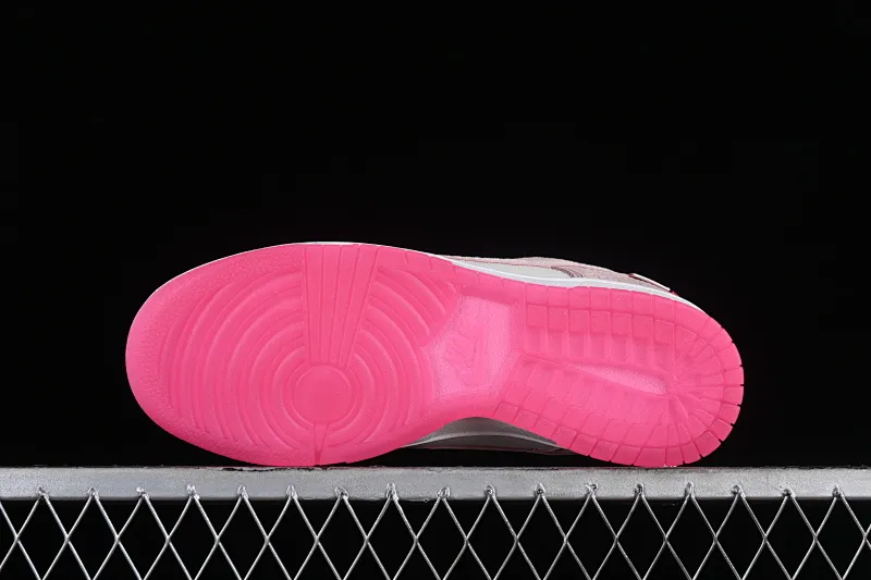All categories Nk SB Dunk series Nk SB Dunk Low low-top sneakers F version Nk Dunk Low 2024 Year of the Dragon customized model SB low-top casual sneakers FZ5065-118